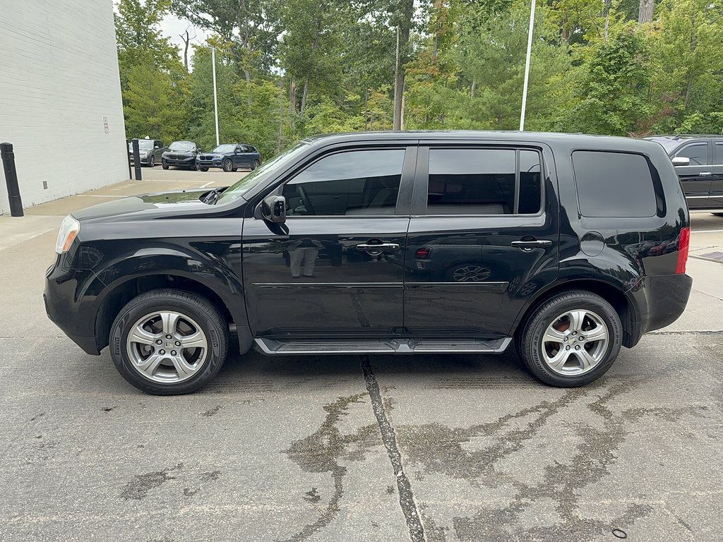 Used 2015 Honda Pilot EX image 2
