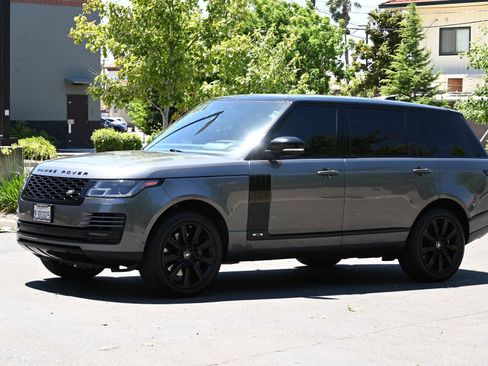 Used 2018 Land Rover Range Rover Long Wheelbase Supercharged AWD/4WD image 3