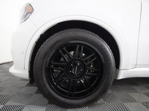 Used 2019 Dodge Durango R/T w/ Blacktop Package image 8