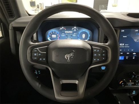 New 2025 Ford Bronco 4-Door image 15