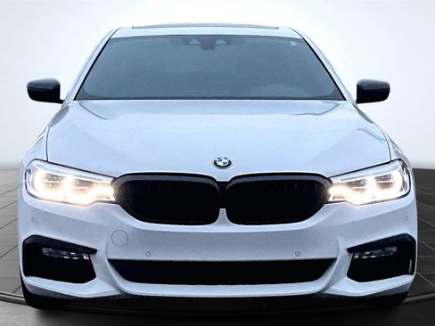 Used 2018 BMW 540i image 2