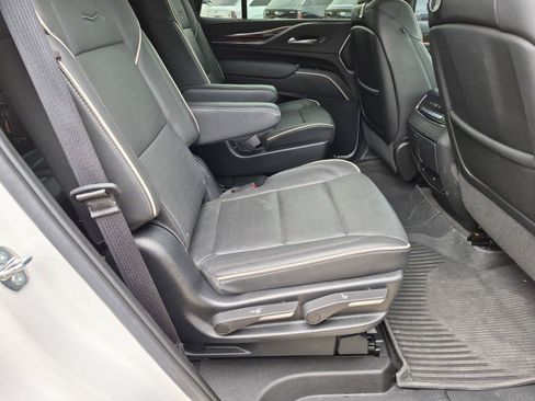 Used 2023 Cadillac Escalade Premium Luxury w/ LPO, Radiant Package AWD/4WD image 30