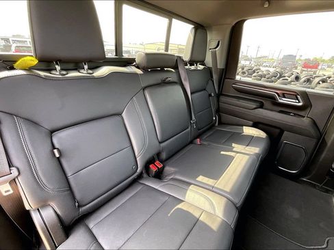 Used 2024 GMC Sierra 2500 SLT w/ Texas SLT Premium Package AWD/4WD image 22