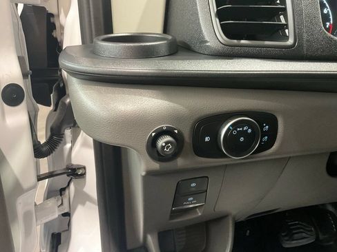 Used 2025 Ford Transit 250 Low Roof w/ Exterior Upgrade Package RWD image 8