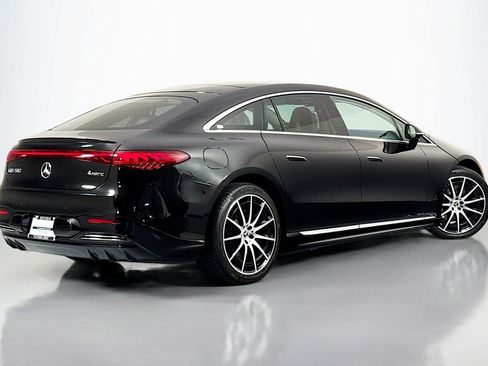 Used 2023 Mercedes-Benz EQS 580 4MATIC Sedan image 11
