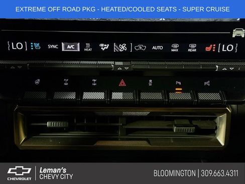 Used 2024 GMC Hummer EV 2X w/ Extreme Off-Road Package image 15