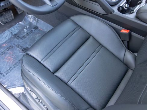 New 2026 Porsche Cayenne Coupe image 30