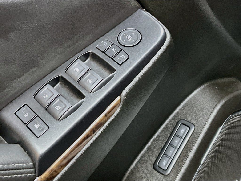 Used 2020 Chevrolet Tahoe LT AWD/4WD image 17