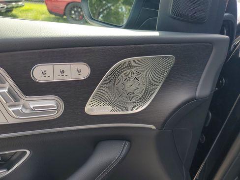 New 2026 Mercedes-Benz GLS 580 4MATIC image 21