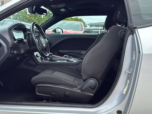 Used 2020 Dodge Challenger SXT RWD image 14