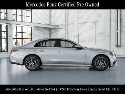 Used 2025 Mercedes-Benz E 350 Sedan image 2