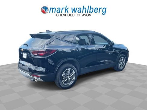 Certified 2024 Chevrolet Blazer LT w/ Convenience Package FWD image 8