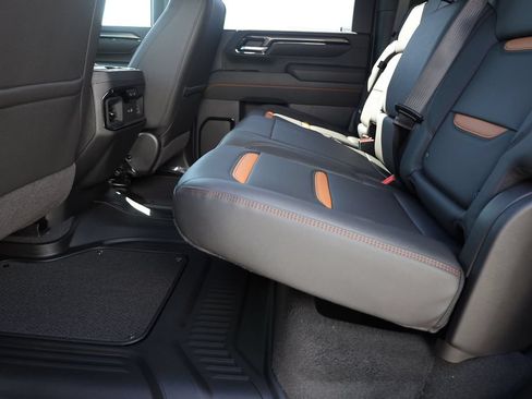 New 2026 GMC Sierra 3500 AT4 w/ AT4 Premium Plus Package AWD/4WD image 17