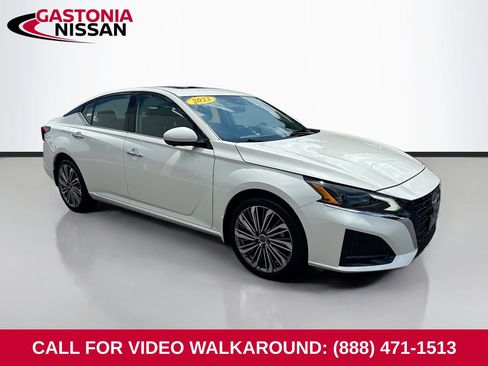 Used 2023 Nissan Altima 2.5 SL AWD/4WD image 1