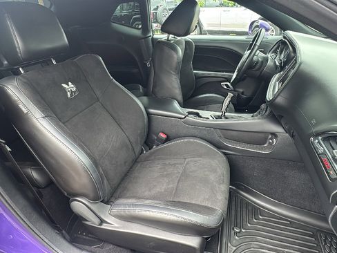 Certified 2023 Dodge Challenger R/T Scat Pack w/ Plus Package RWD image 27