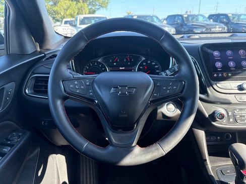 Used 2023 Chevrolet Equinox RS w/ RS Leather Package AWD/4WD image 17