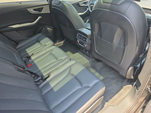 Used 2018 Audi Q7 2.0T Premium Plus AWD/4WD image 11