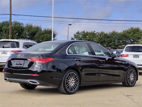 Certified 2025 Mercedes-Benz C 300 Sedan image 4