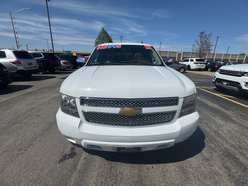 Used 2012 Chevrolet Suburban LTZ AWD/4WD image 4