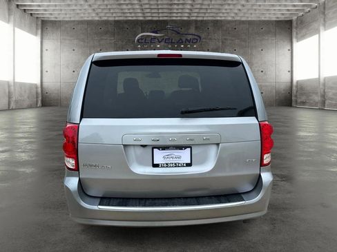 Used 2020 Dodge Grand Caravan GT FWD image 4