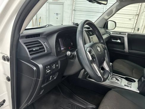 Used 2022 Toyota 4Runner Trail Special Edition AWD/4WD image 14