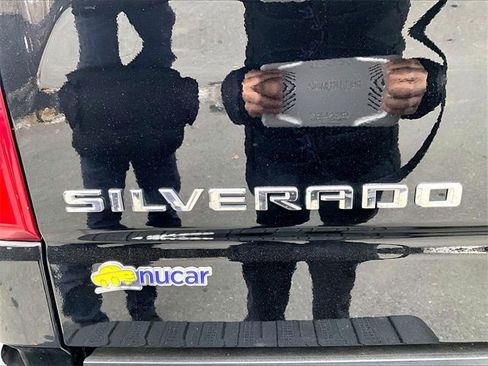 Used 2021 Chevrolet Silverado 1500 LT Trail Boss image 8