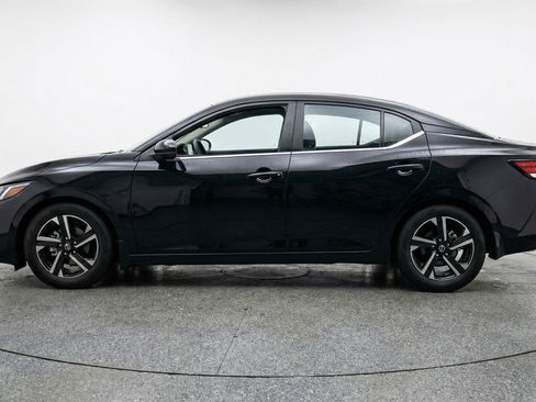 Used 2025 Nissan Sentra SV FWD image 3