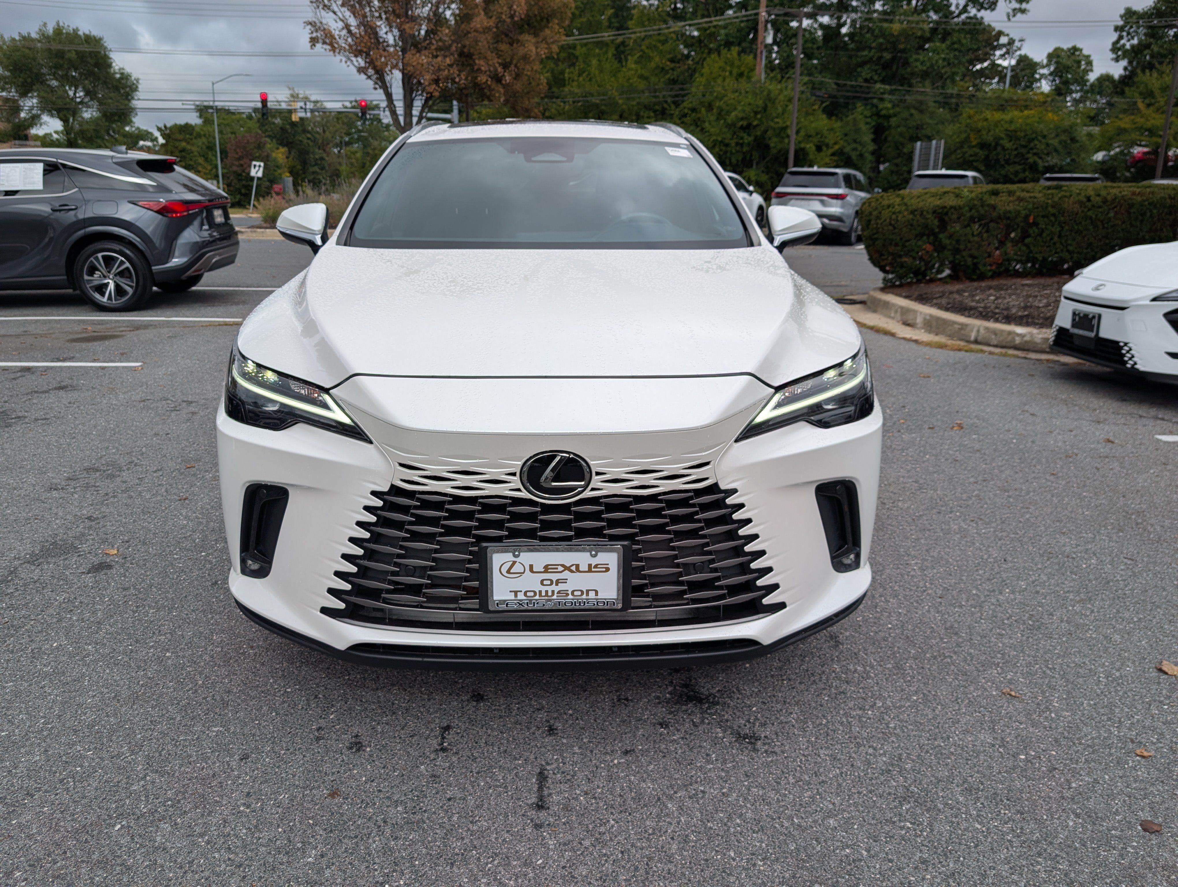 Used 2024 Lexus RX 350 Premium w/ Accessory Package (P2) AWD/4WD image 8