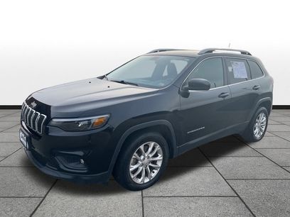 Used 2019 Jeep Cherokee Latitude w/ Popular Appearance Group