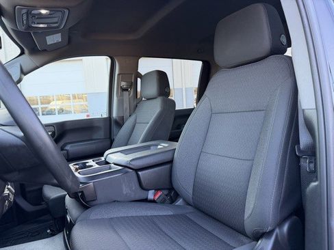 Used 2024 Chevrolet Silverado 2500 Custom w/ Custom Value Package image 13