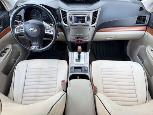 Used 2013 Subaru Outback 2.5i Limited w/ Moonroof Pkg AWD/4WD image 16