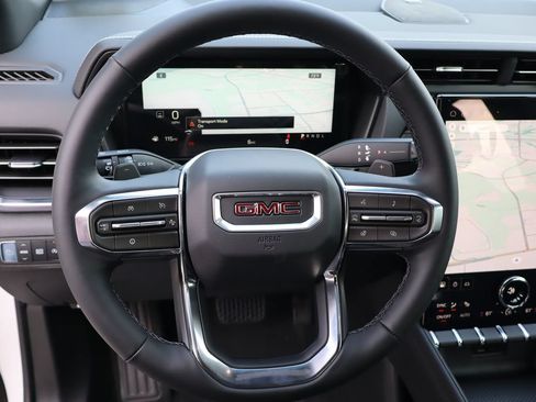 New 2026 GMC Terrain Elevation w/ Elevation Premium Package FWD image 12