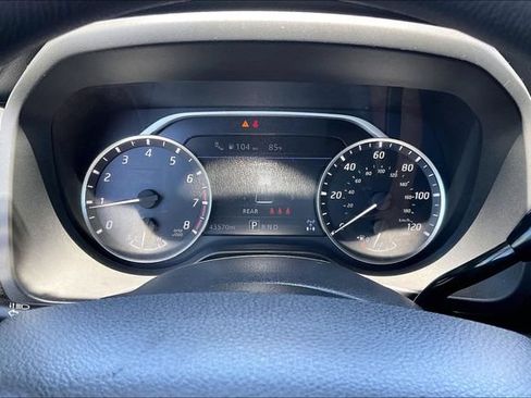 Used 2023 Nissan Titan SV AWD/4WD image 20