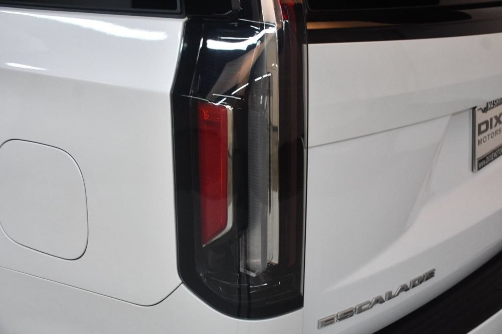 Used 2022 Cadillac Escalade Sport w/ Touring Package AWD/4WD image 18