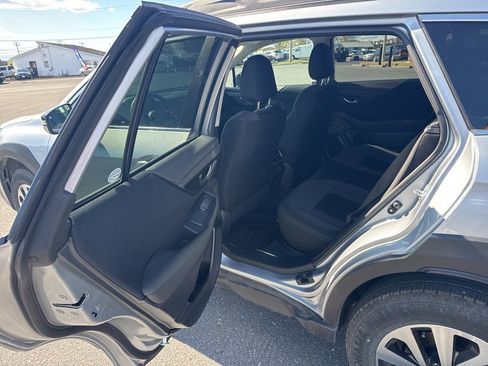 Certified 2025 Subaru Outback Premium image 15