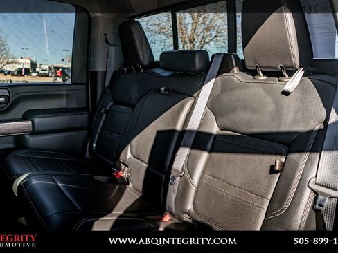 Used 2022 GMC Sierra 3500 Denali w/ Denali Ultimate Package image 38