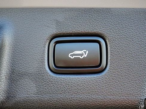 Used 2025 Hyundai Palisade SEL image 14