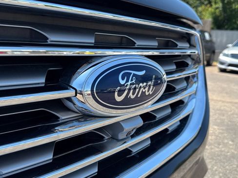 Used 2024 Ford Edge Titanium w/ Equipment Group 301A AWD/4WD image 52