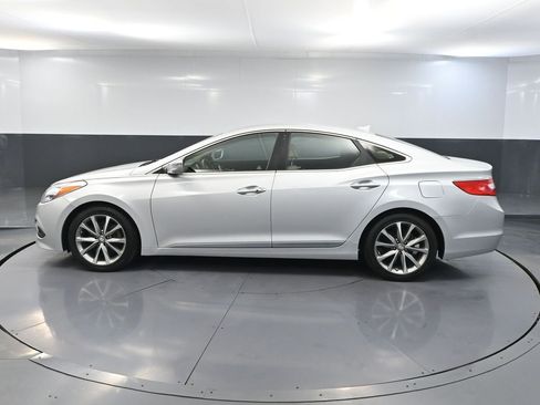 Used 2016 Hyundai Azera image 9
