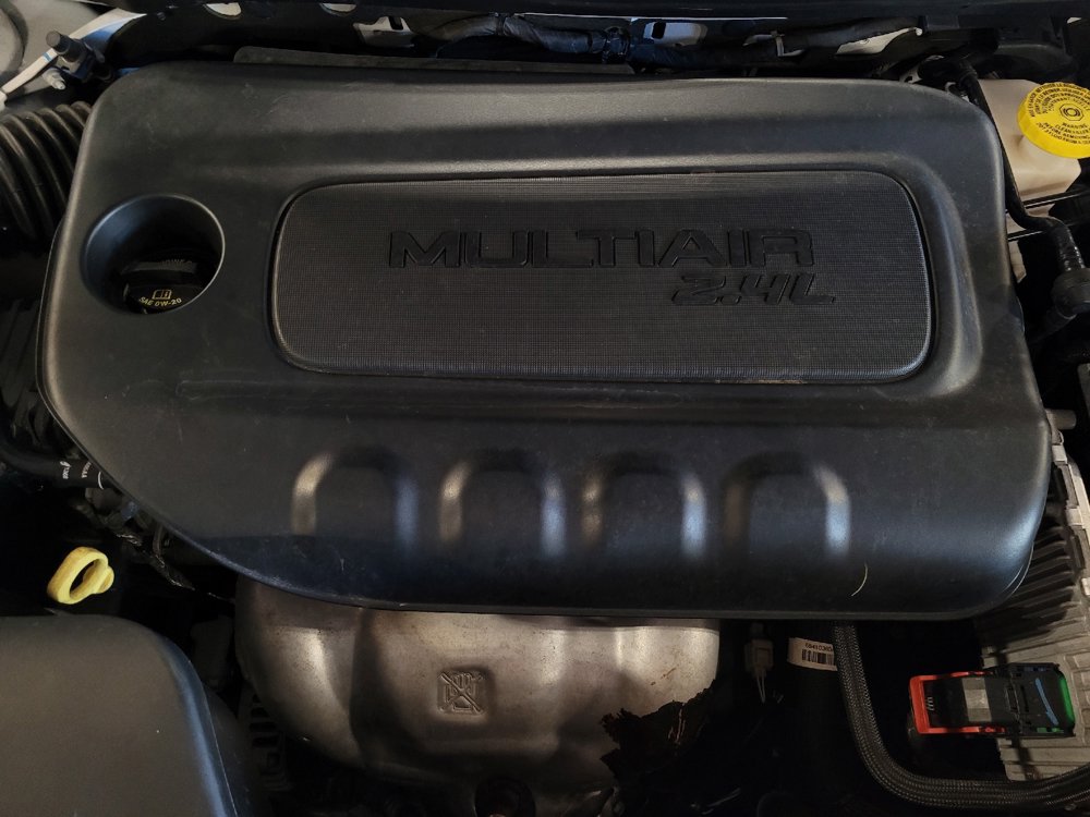 Used 2019 Jeep Cherokee Latitude w/ Popular Appearance Group AWD/4WD image 30