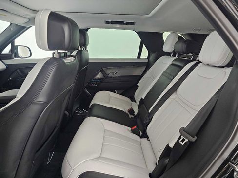 New 2026 Land Rover Range Rover Sport Dynamic SE AWD/4WD image 16