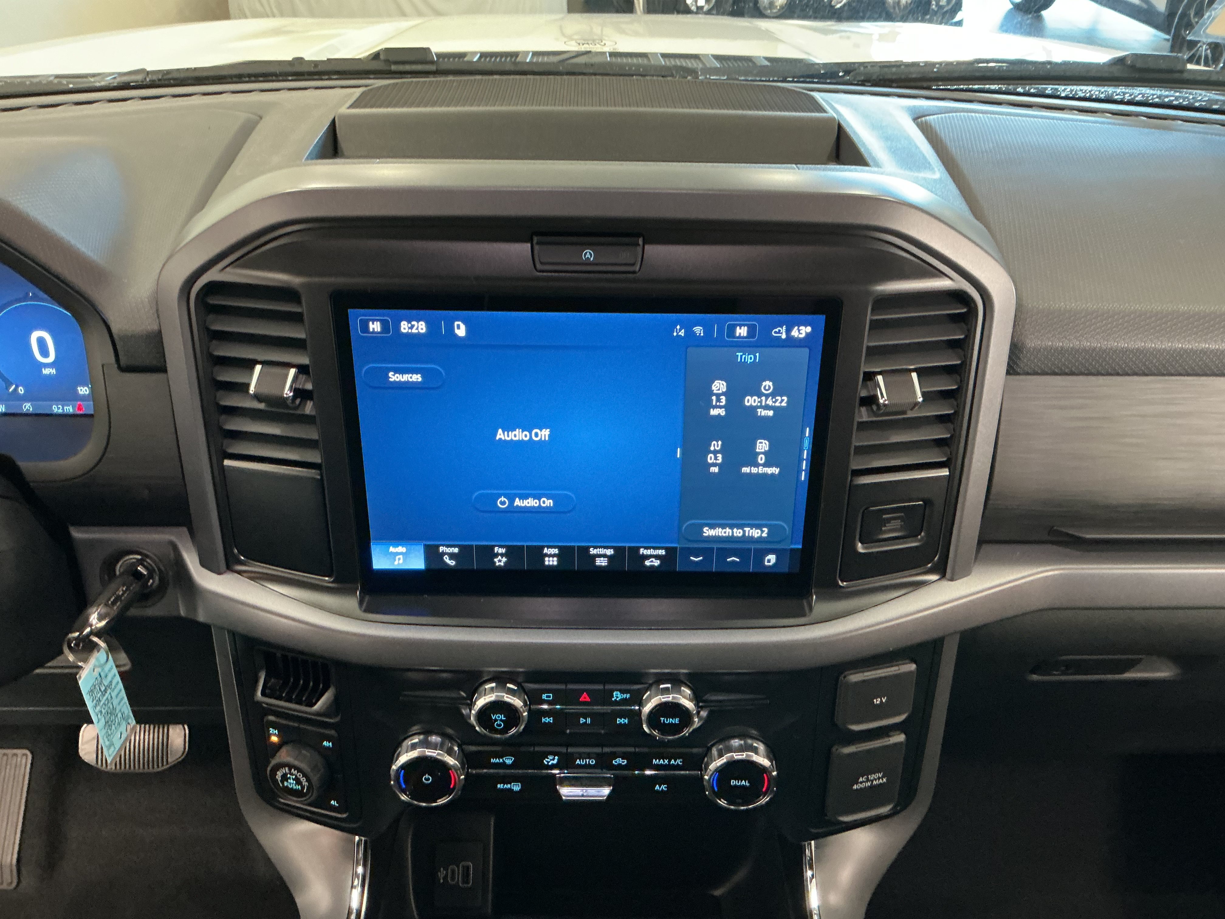 New 2026 Ford F150 XLT w/ XLT Black Appearance Package AWD/4WD image 22