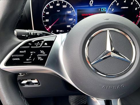 Used 2023 Mercedes-Benz GLC 300 4MATIC image 20