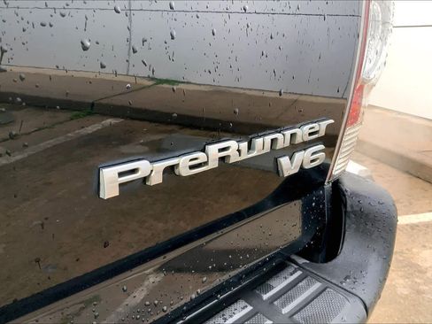 Used 2015 Toyota Tacoma PreRunner w/ TRD Sport Package RWD image 7