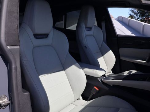 New 2026 Porsche Macan Turbo Electric image 24