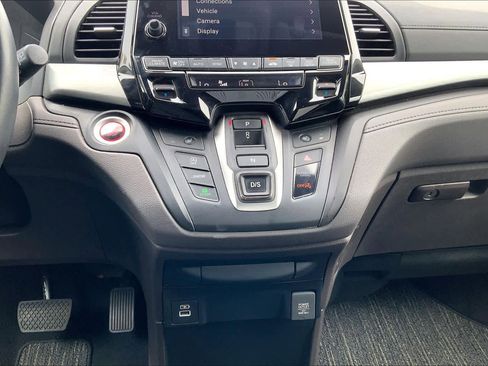 Used 2024 Honda Odyssey EX-L image 32