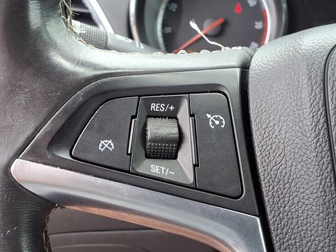Used 2013 Buick Encore Convenience FWD image 27