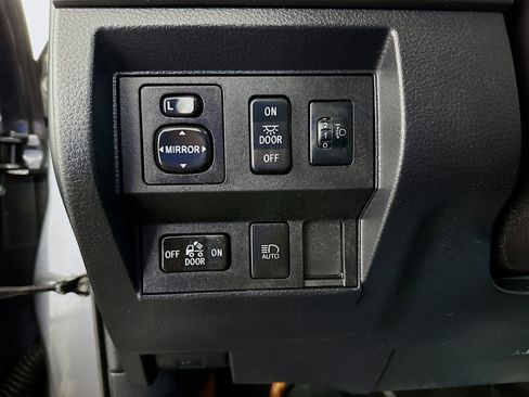 Used 2021 Toyota Tundra SR5 RWD image 40