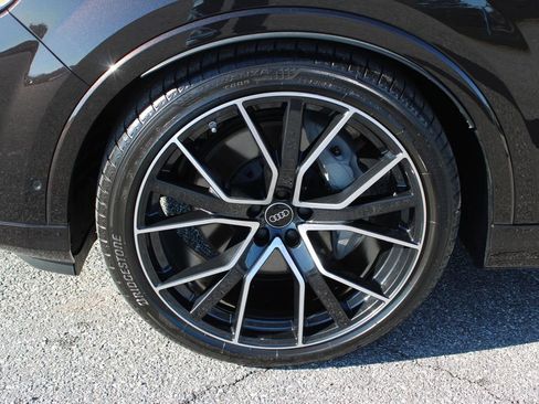 New 2025 Audi Q7 3.0T Prestige image 32