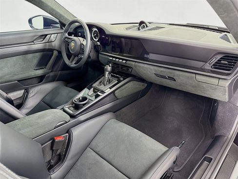 Used 2024 Porsche 911 GT3 image 25